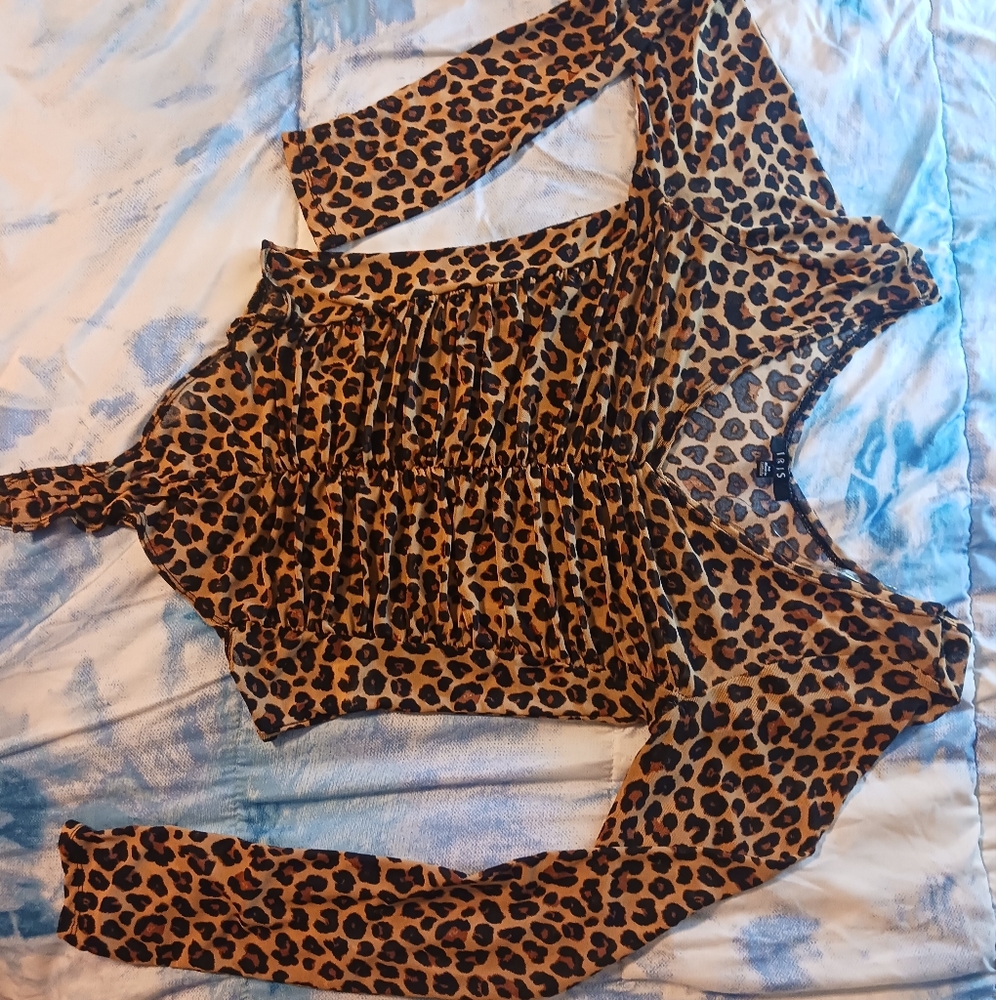 Cheetah print mesh top size small bodysuit